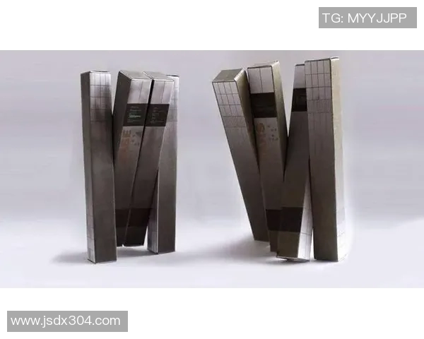 马尔凯农：文学与现实的交汇